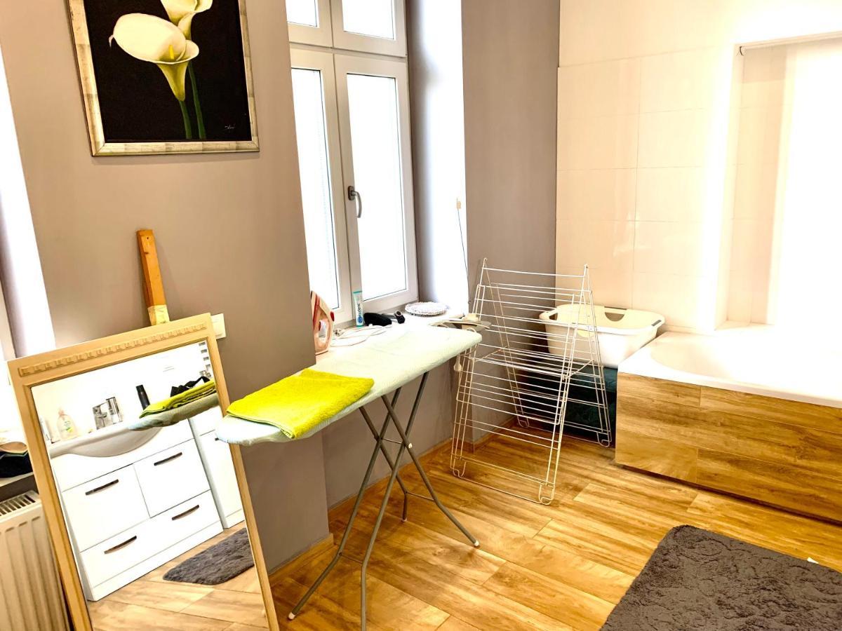 1 Bedroom Lux Apartment Center Vincent Вроцлав Экстерьер фото
