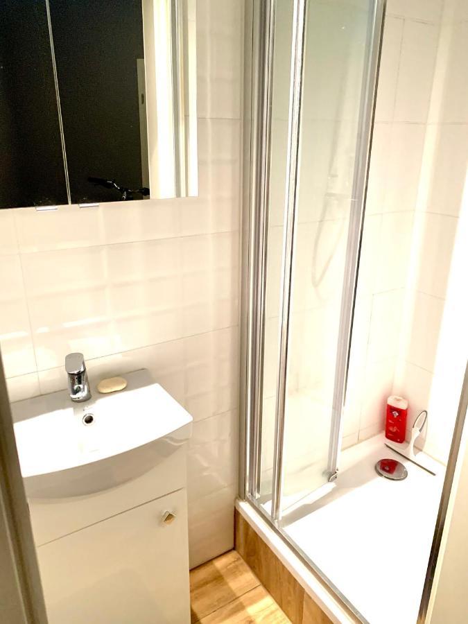 1 Bedroom Lux Apartment Center Vincent Вроцлав Экстерьер фото